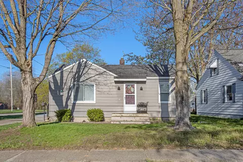 3389 Vermont Ave SW, Grandville, MI 49418