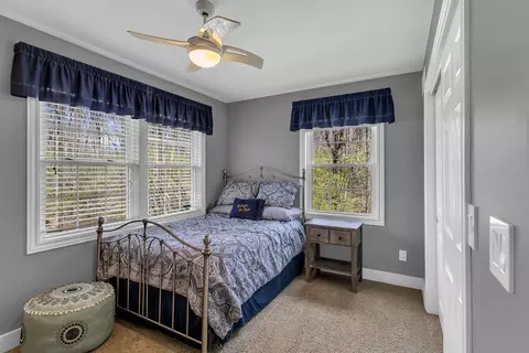 Bedroom - 5905 Mccain Rd, Jackson, MI 49201 photo 4 of 5