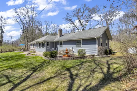 Exterior - 5905 Mccain Rd, Jackson, MI 49201 photo 9 of 16