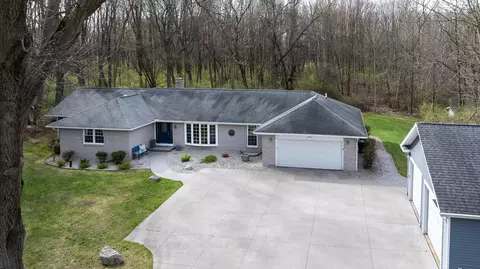 Exterior - 5905 Mccain Rd, Jackson, MI 49201 photo 15 of 16