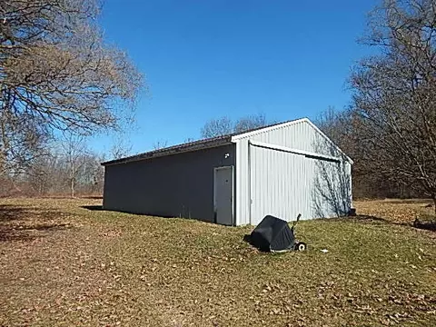 Exterior - 2251 Glasgow Rd, Jackson, MI 49201 photo 11 of 11