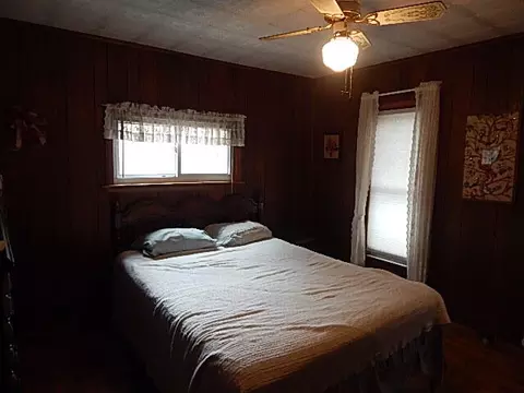Bedroom - 2251 Glasgow Rd, Jackson, MI 49201 photo 1 of 5