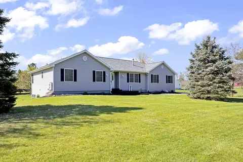 297 First St, Concord, MI 49237