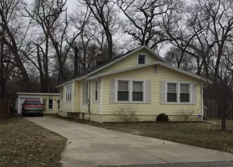 1529 Annie Ave NW, Grand Rapids, MI 49504