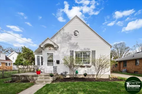 2418 Linden Ave SE, Grand Rapids, MI 49507
