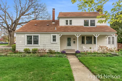 2103 Academy Dr NE, Grand Rapids, MI 49503