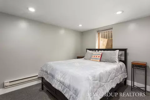 Bedroom - 1040 Kusterer Dr NW, Walker, MI 49534 photo 5 of 5