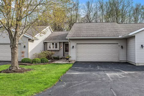 2686 Rolling Ridge Ln NW #75, Grand Rapids, MI 49534