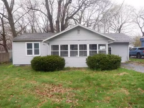 84 Henning St, Kalamazoo, MI 49048