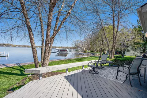 Exterior - 11574 Algonquin Dr, Pinckney, MI 48169 photo 11 of 22