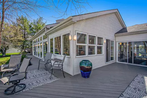 Exterior - 11574 Algonquin Dr, Pinckney, MI 48169 photo 10 of 22