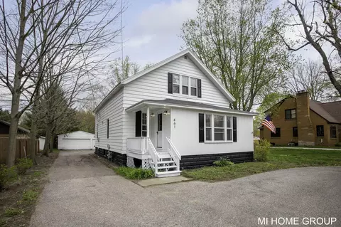 461 W Lakewood Blvd, Holland, MI 49424