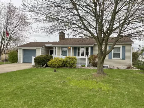 3201 Hoyer Rd, Jackson, MI 49201