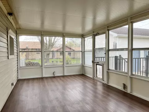 Exterior - 3201 Hoyer Rd, Jackson, MI 49201 photo 4 of 9