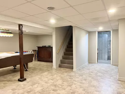 Entry Way - 3201 Hoyer Rd, Jackson, MI 49201 photo 1 of 1