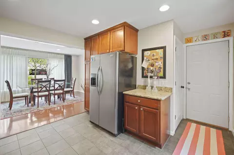 Kitchen - 6161 Edgewood Dr, Jackson, MI 49203 photo 1 of 3