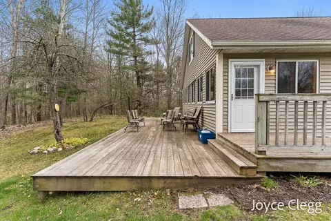 Exterior - 1449 E Kinney Rd, Custer, MI 49405 photo 4 of 11