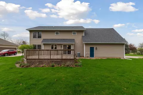 Exterior - 832 Stetson St, Tecumseh, MI 49286 photo 8 of 11
