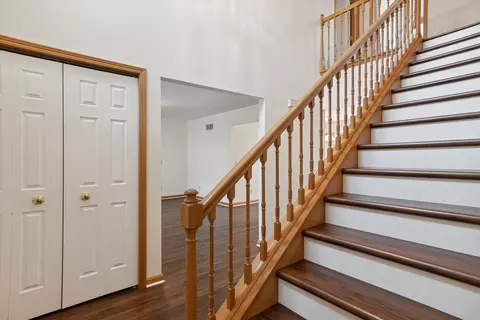Entry Way - 832 Stetson St, Tecumseh, MI 49286 photo 2 of 3