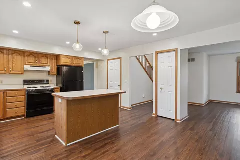Kitchen - 832 Stetson St, Tecumseh, MI 49286 photo 5 of 5