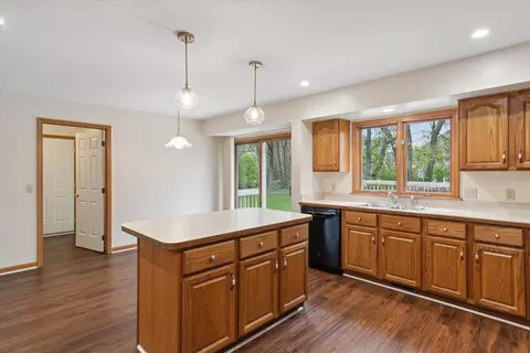 Kitchen - 832 Stetson St, Tecumseh, MI 49286 photo 4 of 5