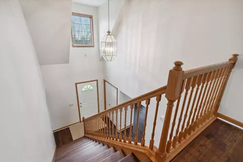 Entry Way - 832 Stetson St, Tecumseh, MI 49286 photo 3 of 3