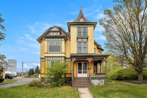 Exterior - 208 N Main St, Three Rivers, MI 49093 photo 2 of 12