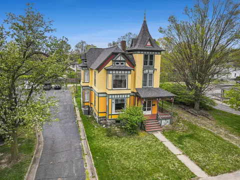 Exterior - 208 N Main St, Three Rivers, MI 49093 photo 6 of 12
