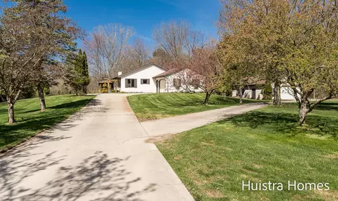 10575 158th Ave, West Olive, MI 49460