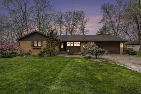 2640 Thornacres Dr, Niles, MI 49120