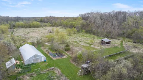 View/Area - 9593 Kennedy Rd, Munith, MI 49259 photo 2 of 10