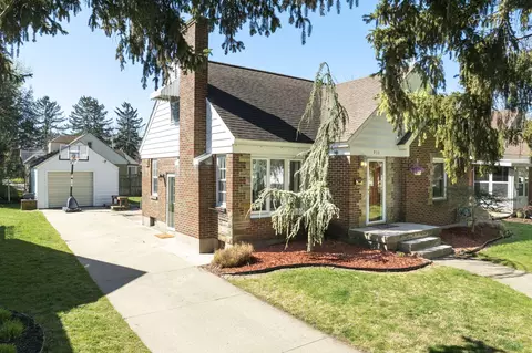 910 Nevada St SE, Grand Rapids, MI 49507