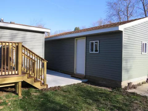 199 Garfield St, Maple Rapids, MI 48853 photo 6