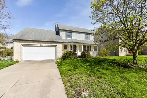 3212 Foxway Ct, Ann Arbor, MI 48105