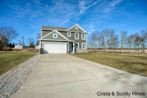 1475 Crystal Way Ct, Middleville, MI 49333