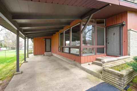 Exterior - 471 N 10th St, Plainwell, MI 49080 photo 5 of 13