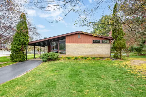 Exterior - 471 N 10th St, Plainwell, MI 49080 photo 6 of 13