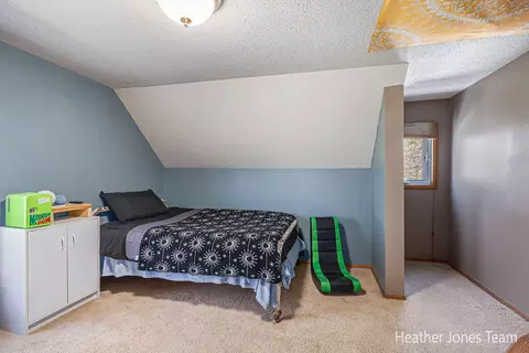 Bedroom - 445 W Fenwick Rd, Fenwick, MI 48834 photo 6 of 7
