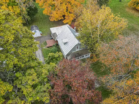 Exterior - 445 W Fenwick Rd, Fenwick, MI 48834 photo 5 of 11