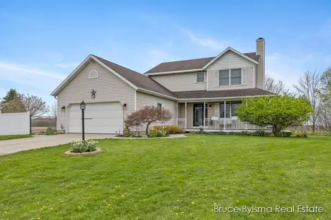 7875 Heather Dr, Caledonia, MI 49316
