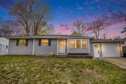 7010 Rockford St, Portage, MI 49024