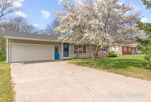 268 Westmont Ave, Holland, MI 49424