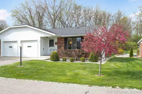 230 S State St #107, Zeeland, MI 49464