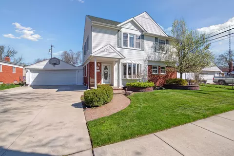 13644 Phelps St, Southgate, MI 48195