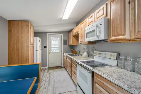 531 E Morrell St, Otsego, MI 49078 photo 10
