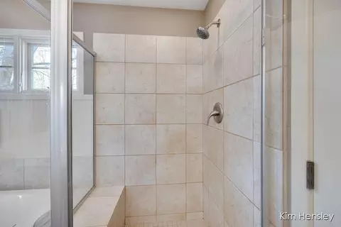 Bath - 8937 Conservancy Dr NE, Ada, MI 49301 photo 4 of 6