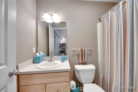 Bath - 8937 Conservancy Dr NE, Ada, MI 49301 photo 5 of 6