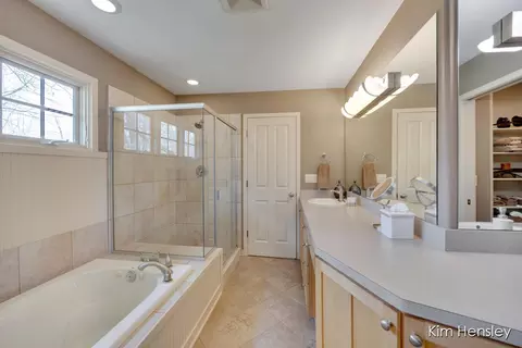 Bath - 8937 Conservancy Dr NE, Ada, MI 49301 photo 3 of 6