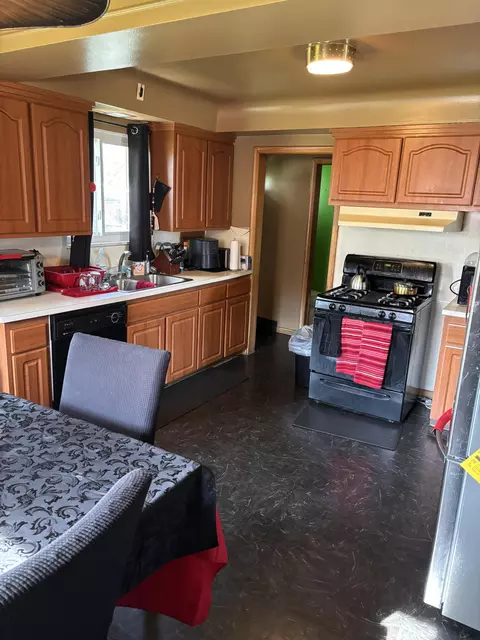 Kitchen - 15320 Stricker Ave, Eastpointe, MI 48021 photo 1 of 2