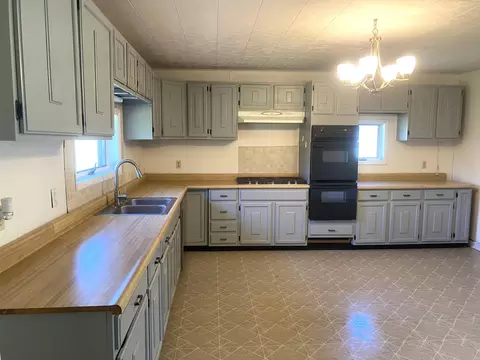 10320 Austin Rd, Jackson, MI 49201 photo 6